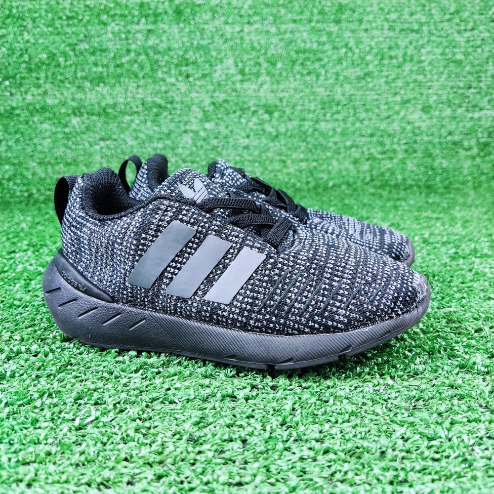 Adidas Sneakers Kids 9K Black Swift Run 22 GW8167 Knit Athletic Shoes